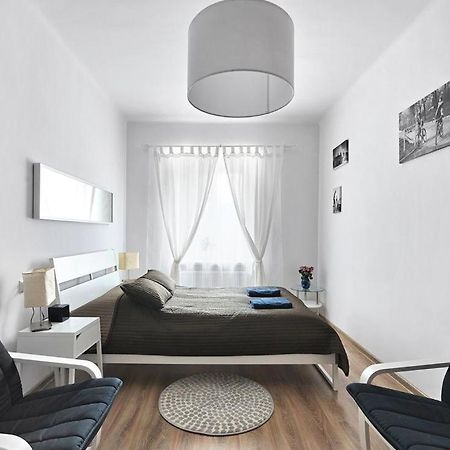 Cosy Apartment Krasków Εξωτερικό φωτογραφία